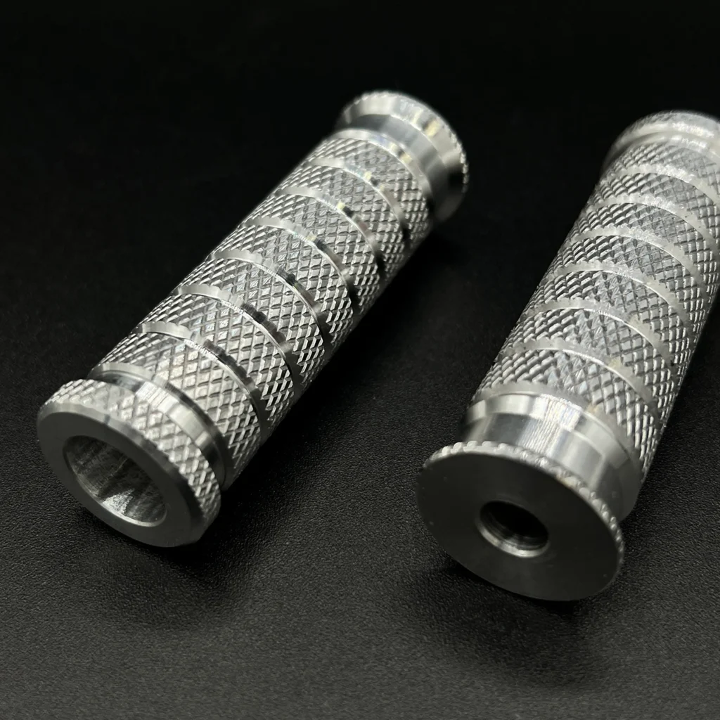 Product image 3 for Universal Motorrad Fußrasten Fußstützen RACE 75mm