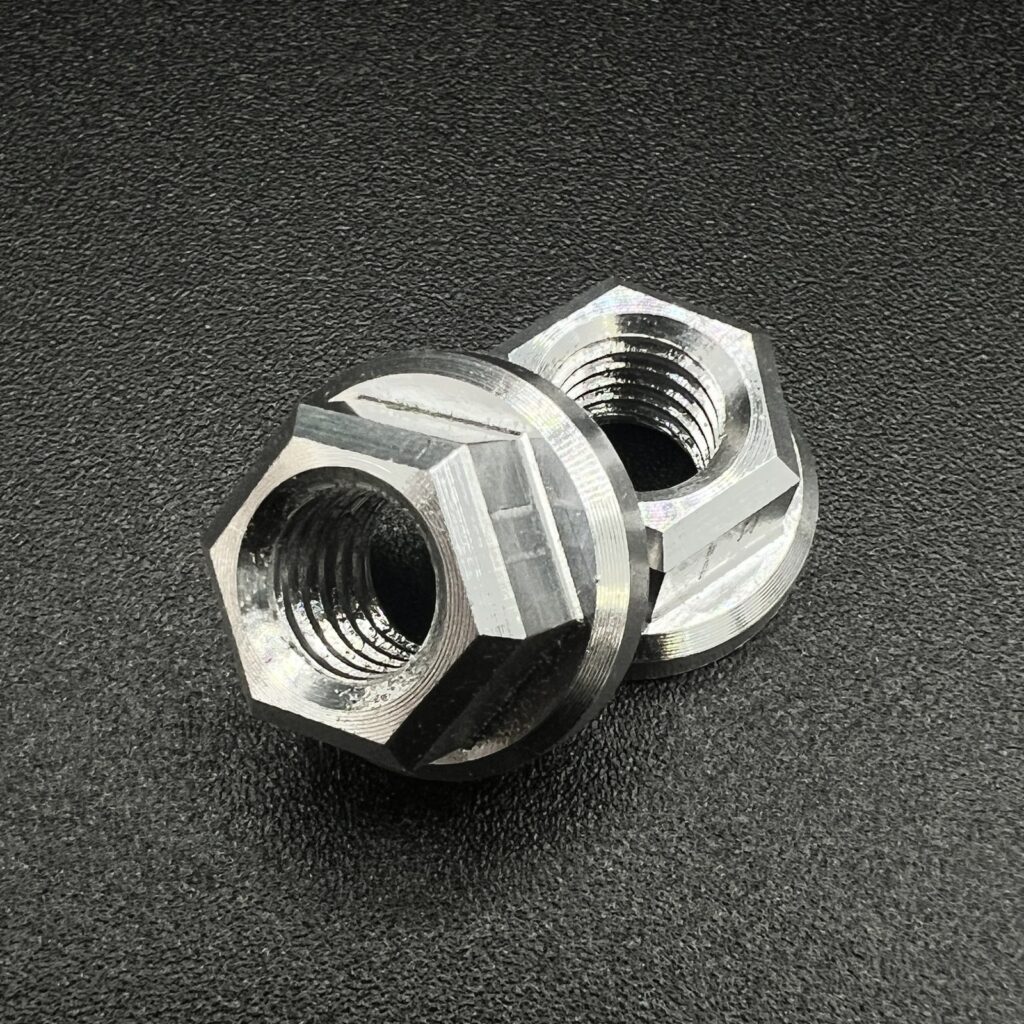 Motorrad Kettenradmuttern M8 Aluminium RACE (5er- oder 6er-Set) – Bild 4
